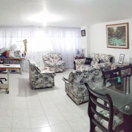 Hostal Dante Сан-Хиль Экстерьер фото