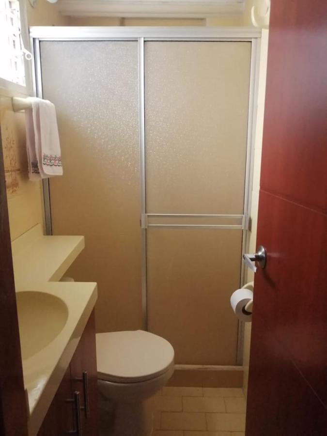 Hostal Dante Сан-Хиль Экстерьер фото