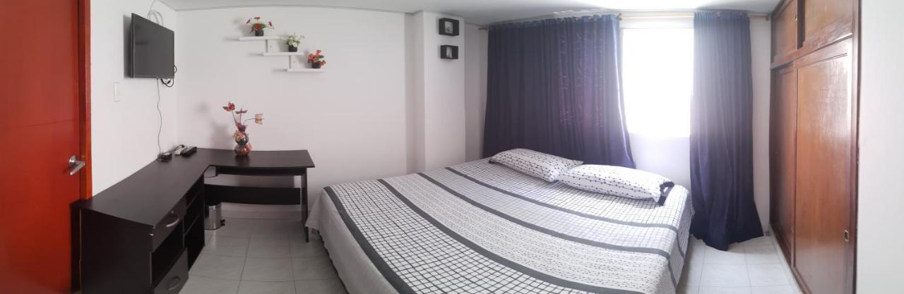 Hostal Dante Сан-Хиль Экстерьер фото